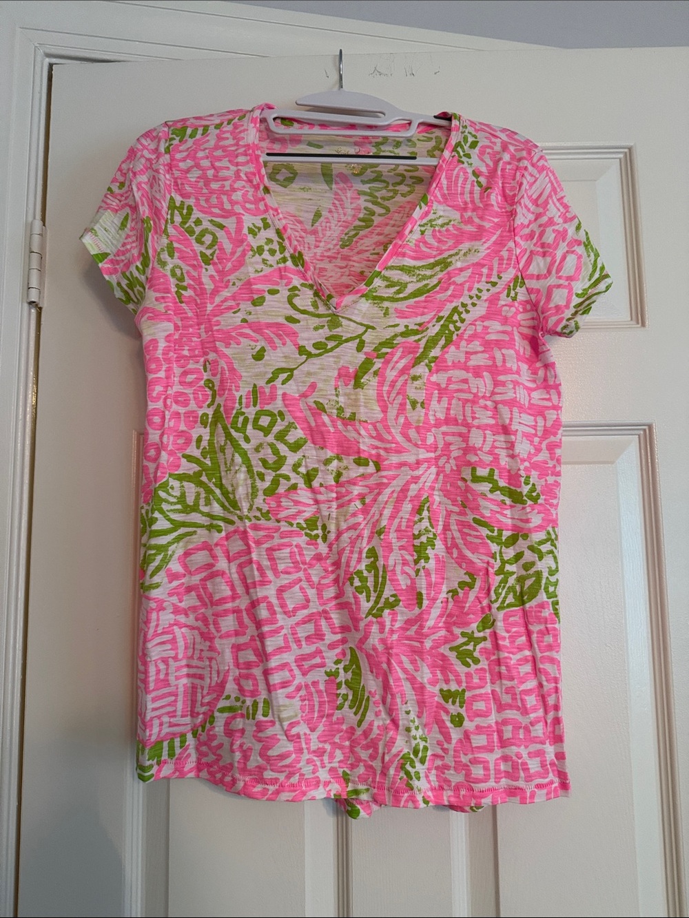 Lilly Pulitzer Pink & Green Floral Short Sleeve V-Neck Tee